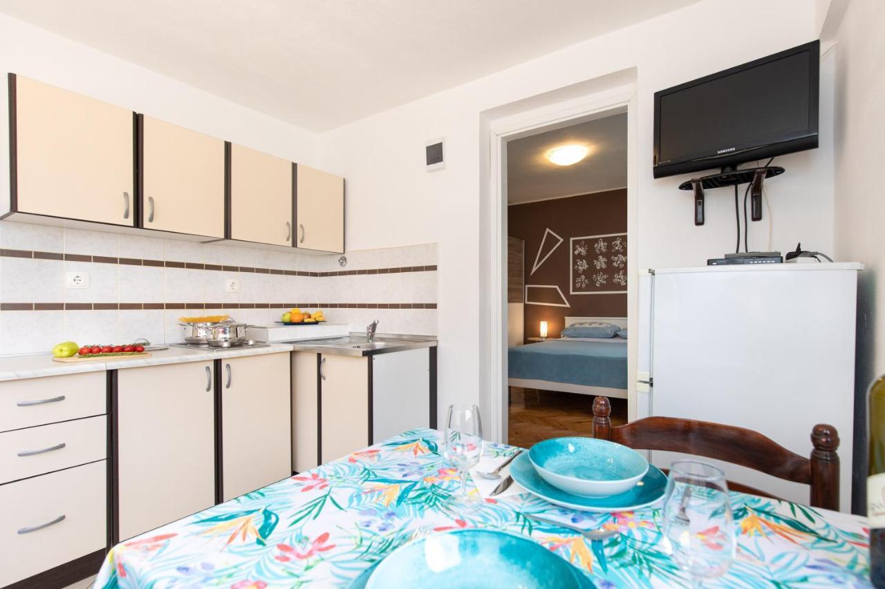 Apartment Linda Vrbnik  Zewnętrze zdjęcie