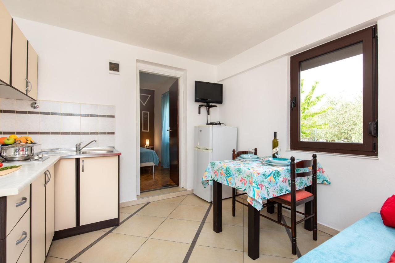 Apartment Linda Vrbnik  Zewnętrze zdjęcie